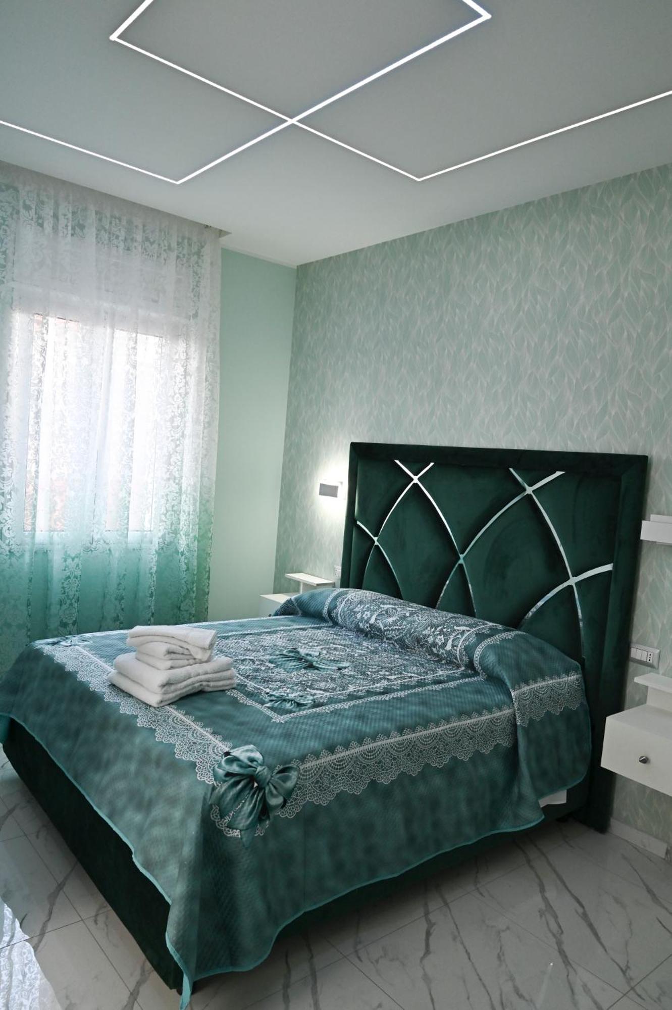 Bed and Breakfast Bebsantaniellohouse1 Неаполь Екстер'єр фото